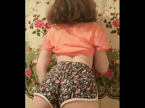 ❤️ Jovem sensual a despir os seus calções para a câmara ❤ Porno vídeo em pt.8kpornvids.ru