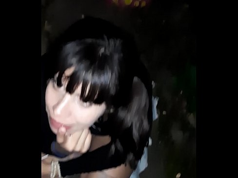 ❤️ Na rua, o pénis inchado em troca de doces ❤ Porno vídeo em pt.8kpornvids.ru